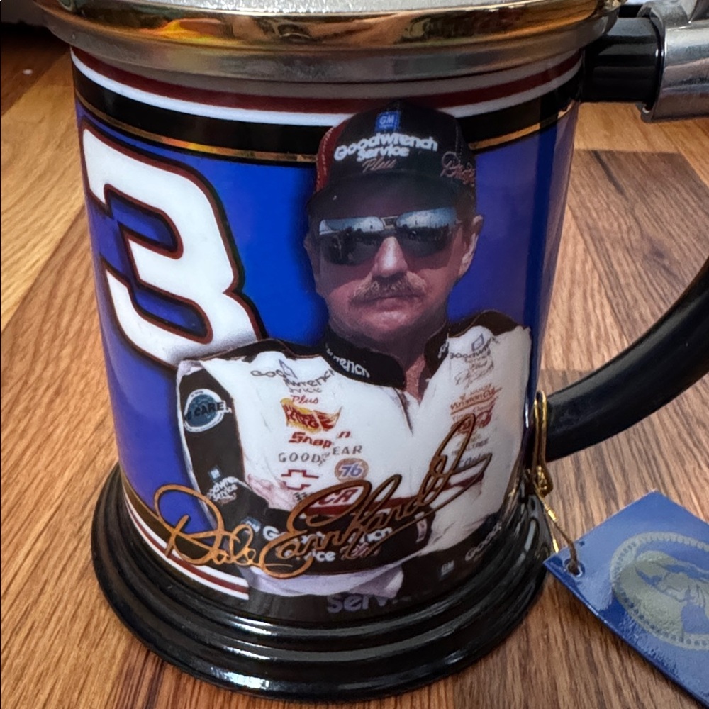 Dale Earnhardt Franklin Mint Tankard - Picture 4 of 11